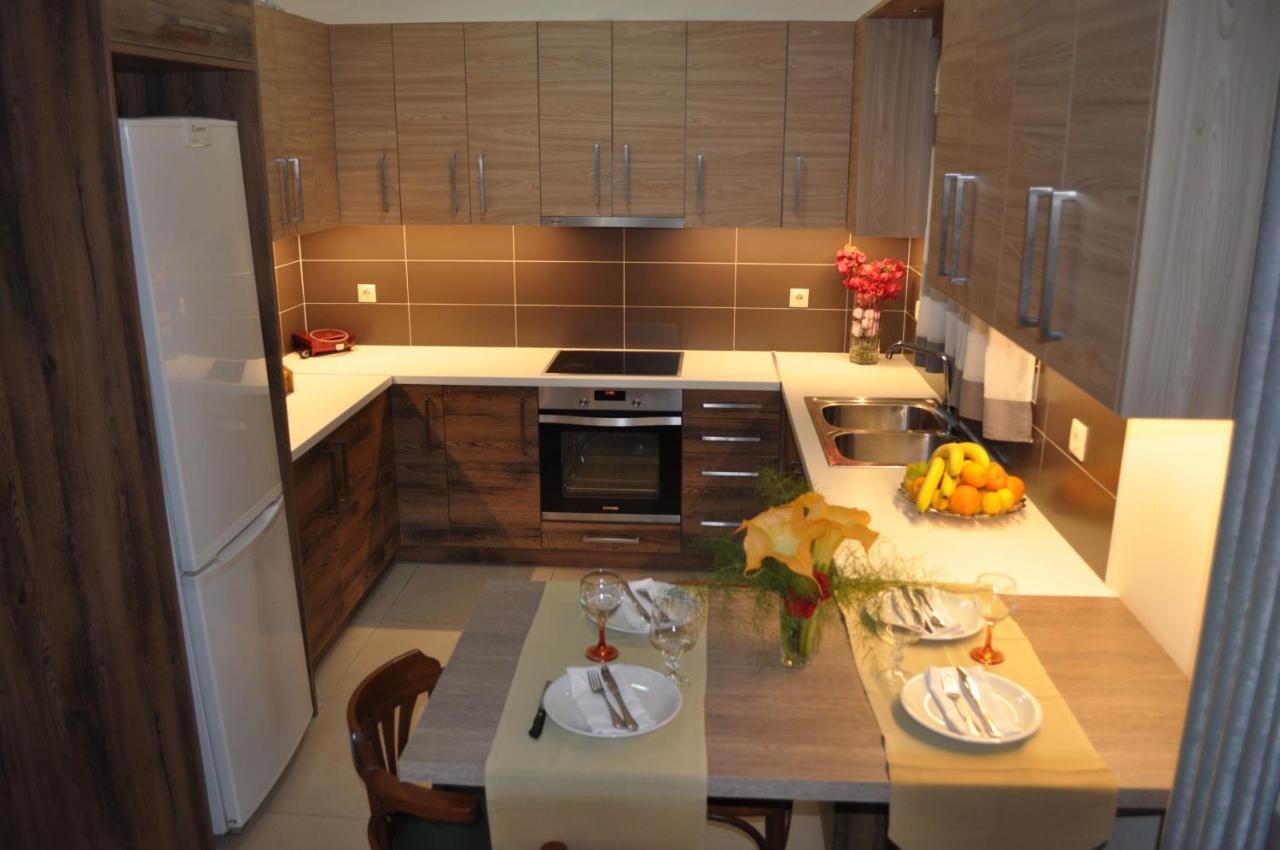 Liri'S Apartments Kalamákion 외부 사진